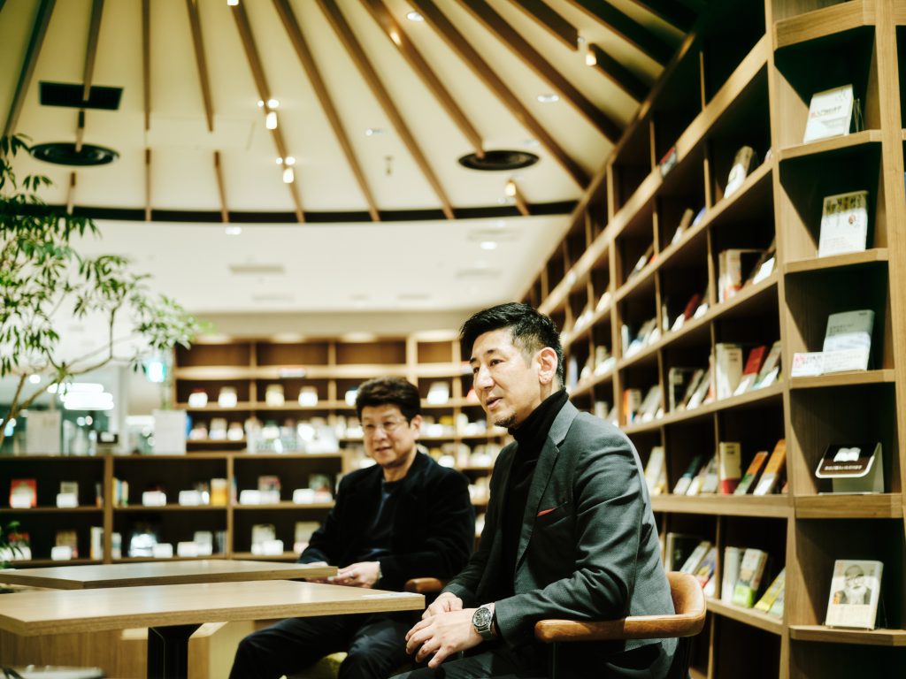 大高潤・谷一興